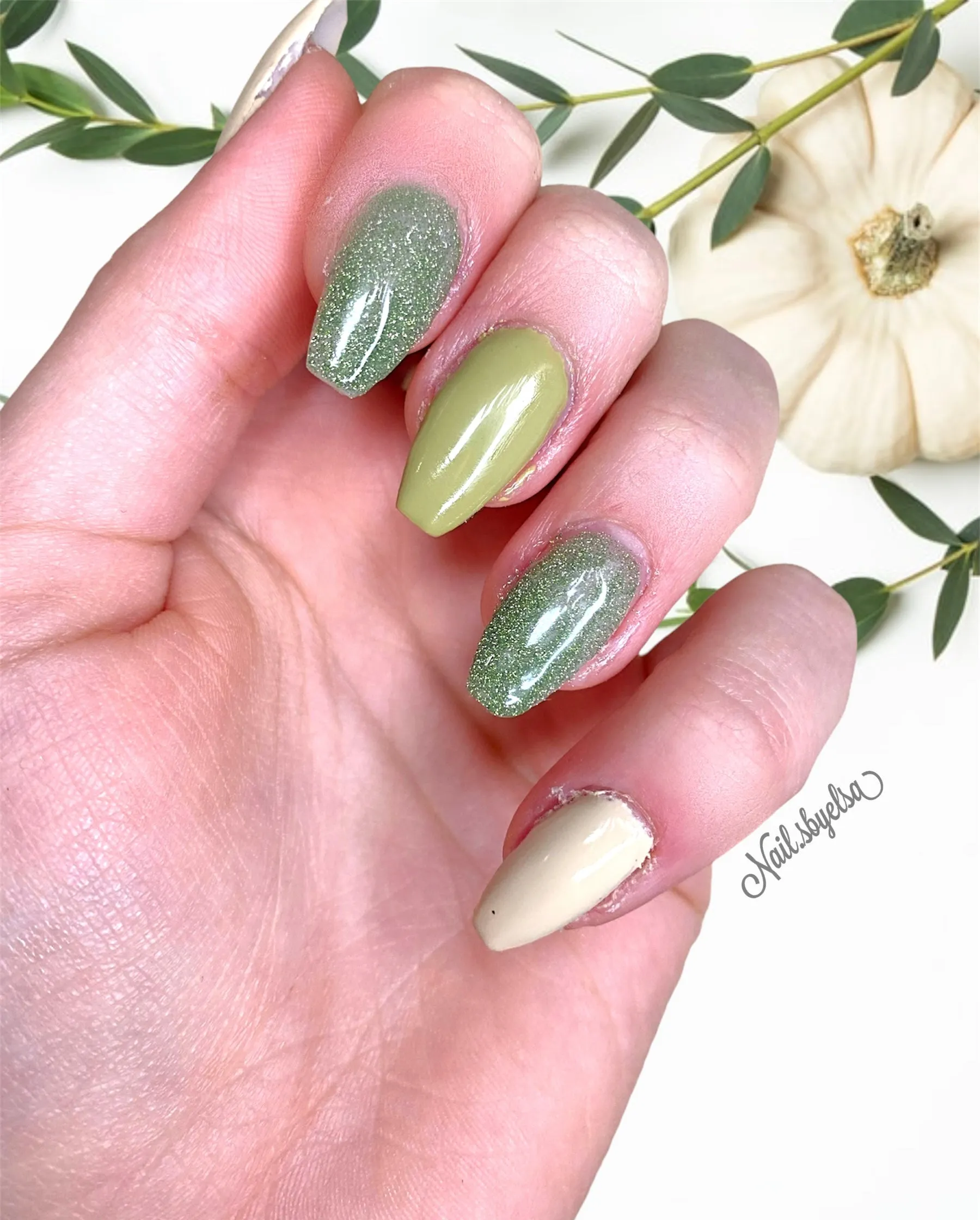 Army Queen-Reflective gel polish