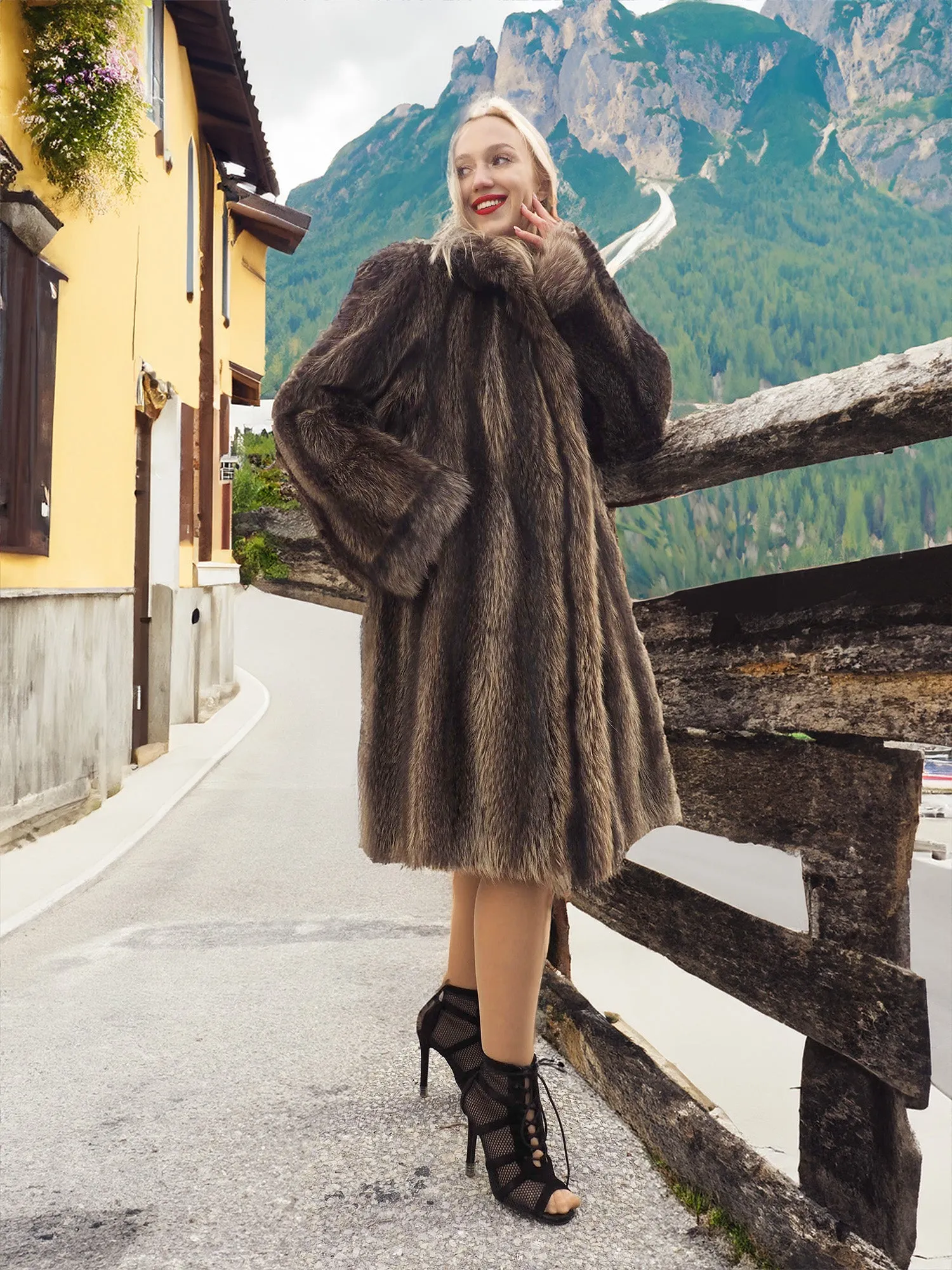 Canadian Raccoon Fur Coat Coats With Detachable Hood M/L