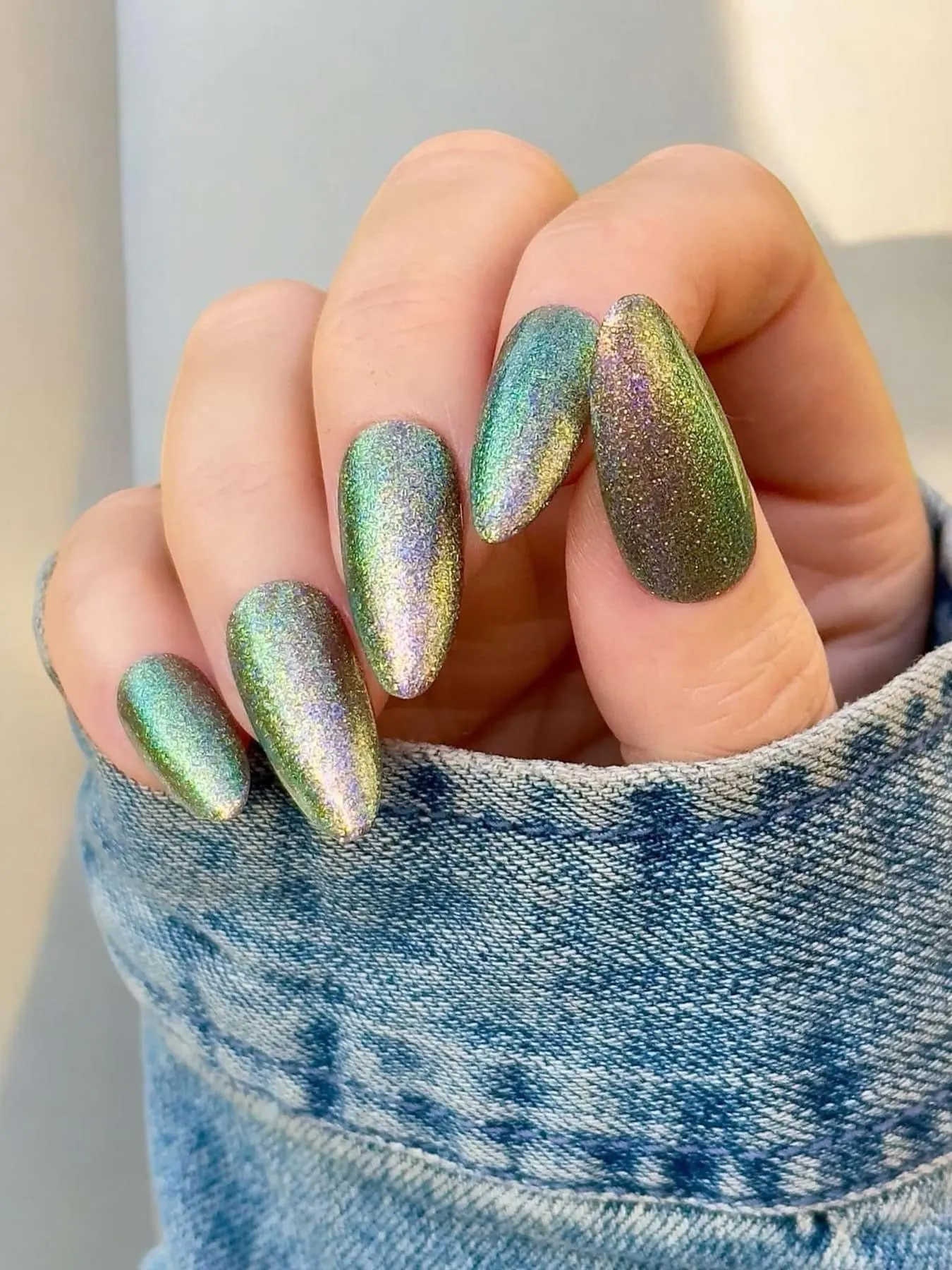 Frosty- Dazzling Glitter Gel Polish